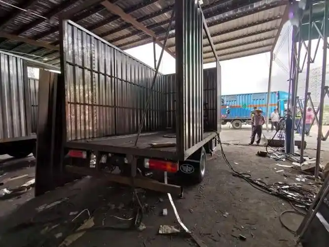 还有汽修店敢非法改装吗?_车厢