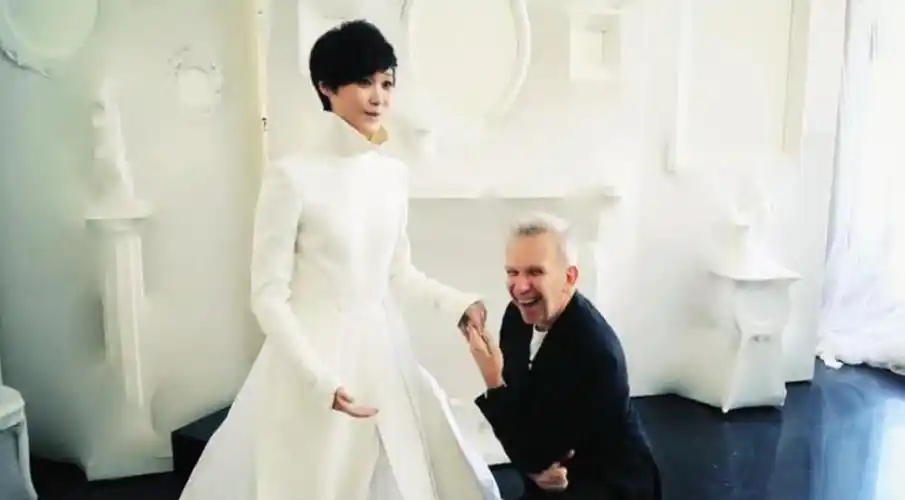 李宇春丈夫是谁肯定不是78岁外国富翁