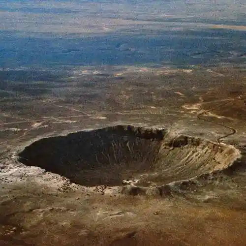 沙皇炸弹,人类至今引爆过的体积,重量和威力最为庞大的炸弹 - 咸蛋黄