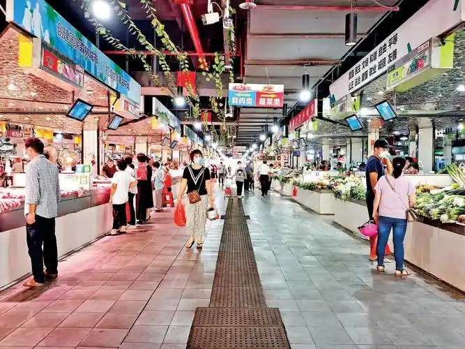 创文明城区看点滴变化系列报道之二光明区光明农贸市场华丽变身让群众