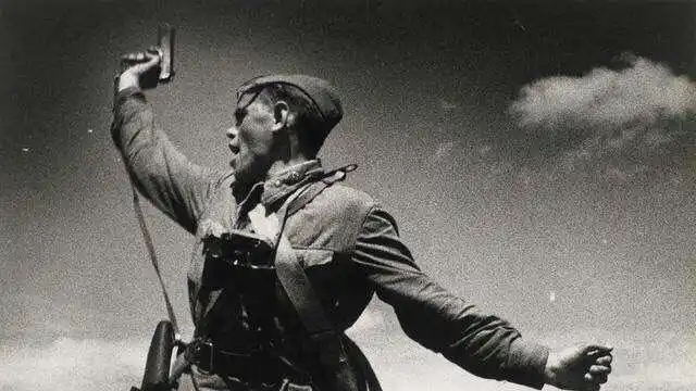 泽洛高地争夺战有多惨,堪比一战凡尔登,苏军用生命堆出来的胜利