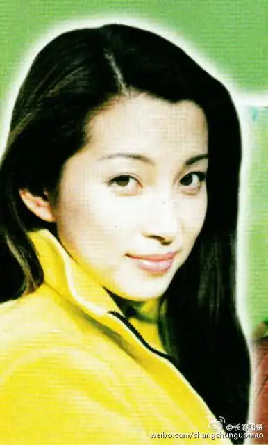 李冰冰刚出道旧照曝光 上戏毕业面容姣好眉清目秀