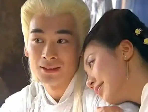 【图】揭秘至尊红颜赵文卓变白发的原因 戏里戏外幕后花絮大曝光