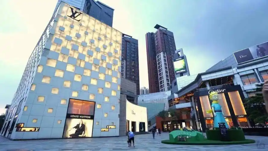 在深圳罗湖万象城花40w买精装两房值得吗