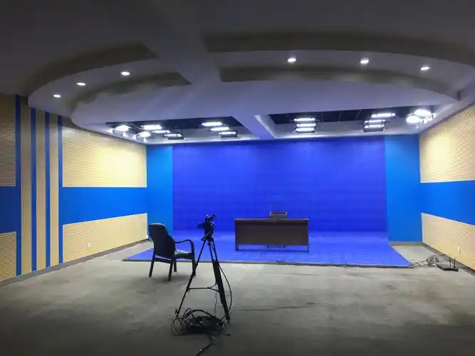 关注!湘潭市一中校园电视台开播