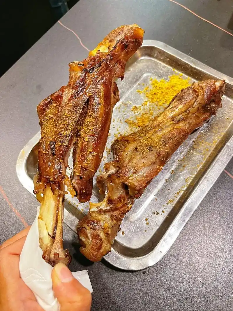 【今就冲他家这个烤小羊腿而来!