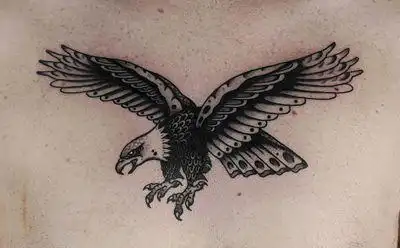 36张胸前雄鹰展翅纹身图片