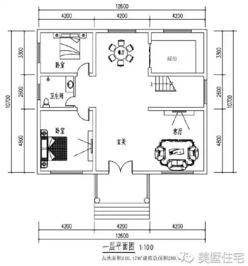 还很方正,农村人嘛,一般都不喜欢太复杂的空间布局,还是简单的好