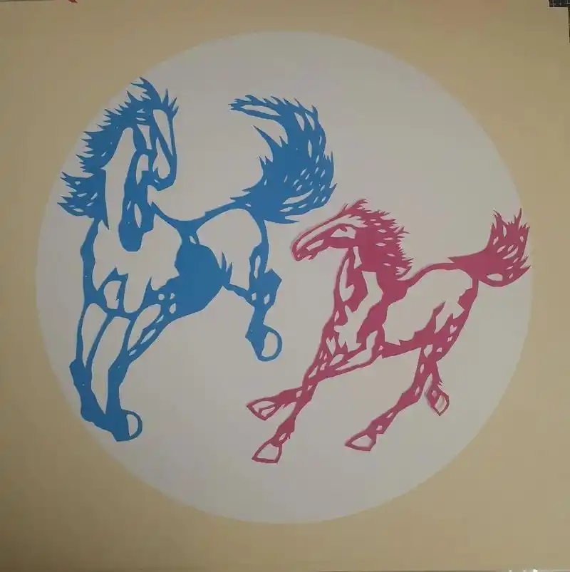 饭后剪纸—骏马奔腾 - 抖音