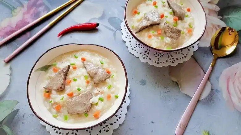 猪肝瘦肉粥