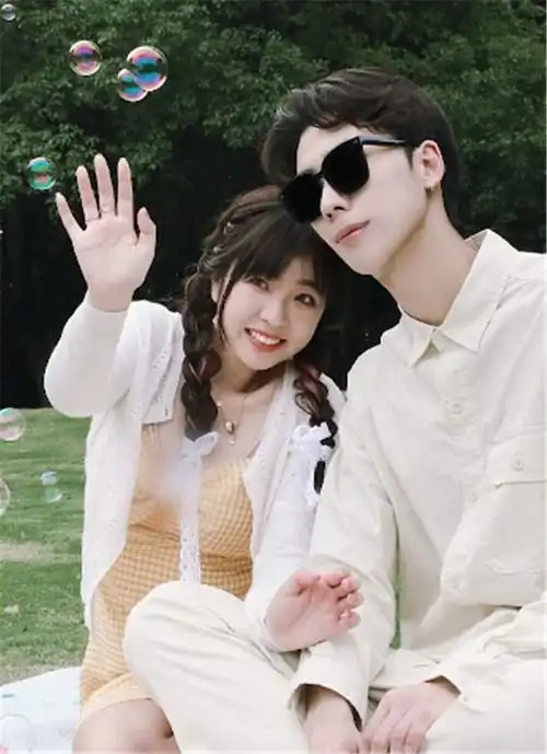 郝一点带林锡拍大片侧颜忘p粉丝看哭这是谁同为露脸休思获赞