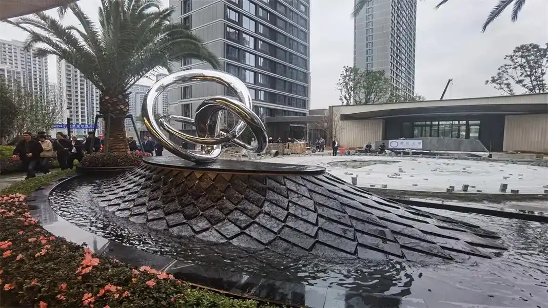 山东新元景观工程有限公司 粉丝 87 获赞 284 关注 石家庄玻璃钢雕