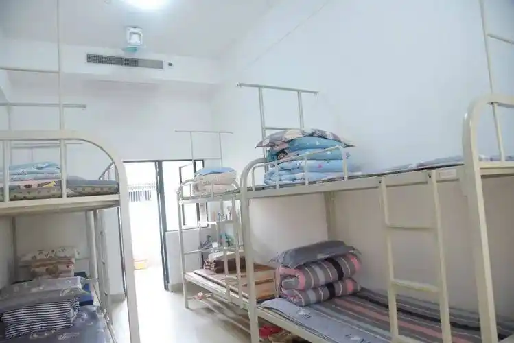 中山探校你想了解的火炬二中这里都有答案