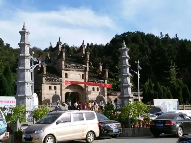 红安天台山游玩