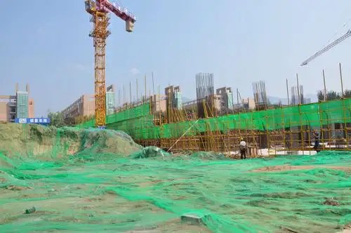 【临潼住建】迎国庆| 区住建局副局长任晓革带队检查辖区建筑工地扬尘