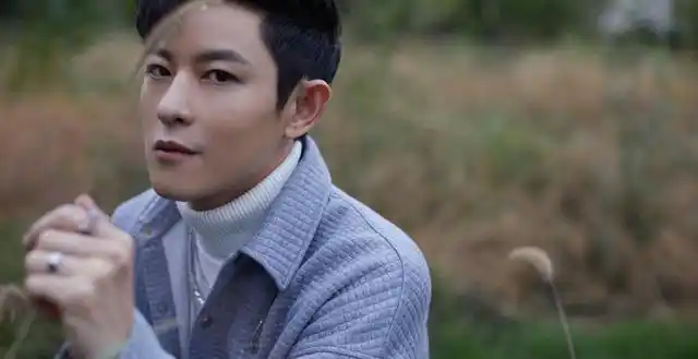 敖犬自曝与黑涩会美眉恋爱被老板威胁封杀棒棒堂假哭瞒天过海