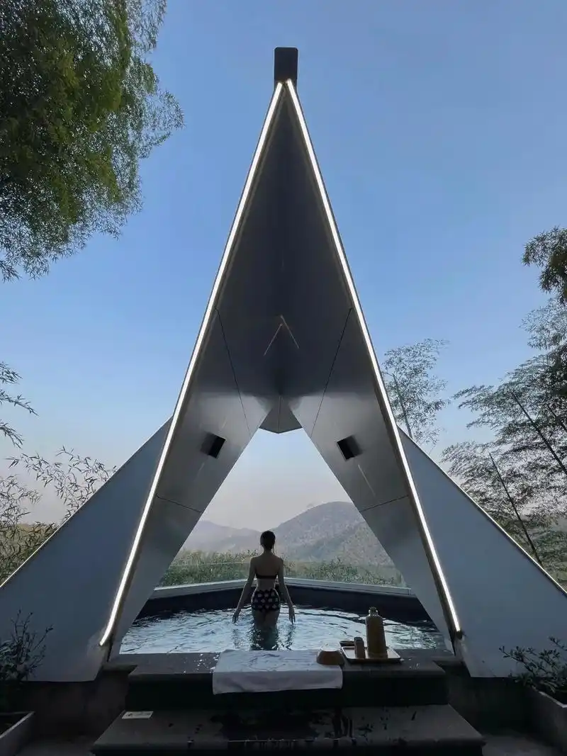 莫干山|赛博朋克风温泉民宿93 觅麓.93民宿名称:觅麓 17 - 抖音