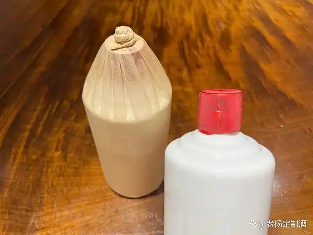 茅台镇光瓶酒多少钱一瓶?