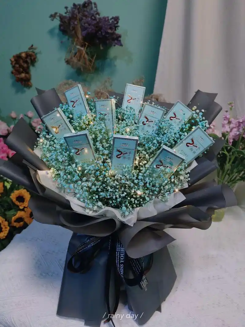 10盒炫赫门满天星花束.#炫赫门 #炫赫门花束 #长春鲜花店 #七月鲜花坊