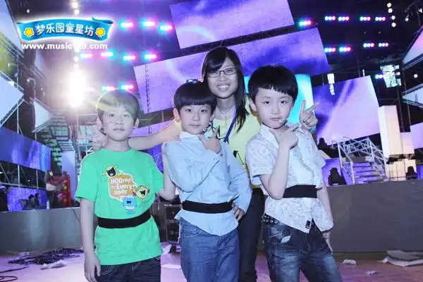 我和小帅哥何泽胜