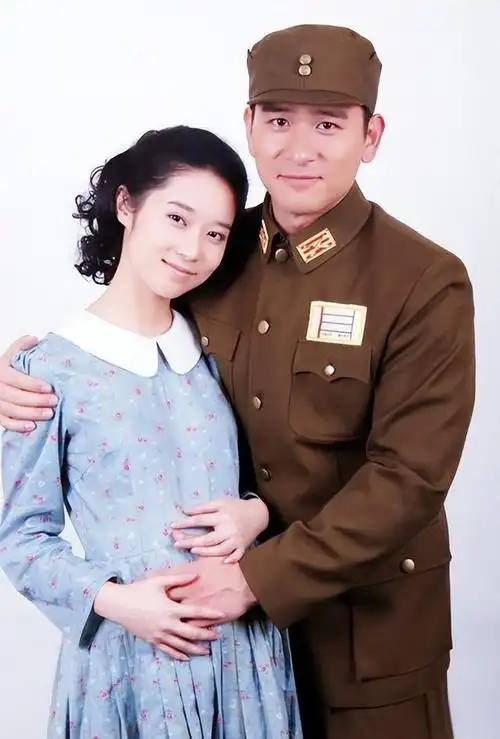 2000年,徐僧完成了高中的学业,顺利迈入了北京电影学院表演系的殿堂.