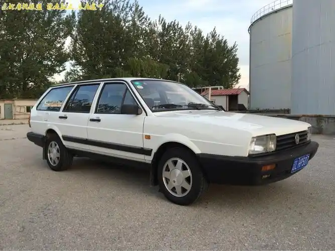 出售北京一手 极品 上海大众 桑塔纳旅行版