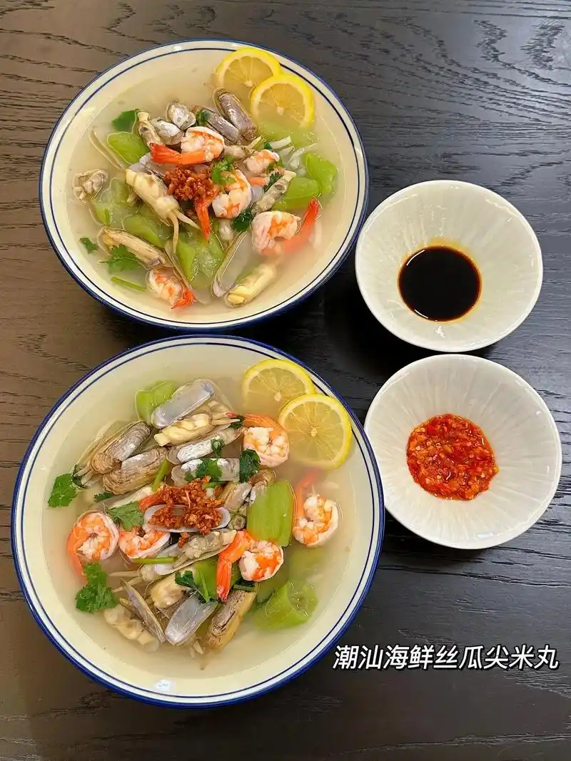 潮汕海鲜丝瓜尖米丸汤