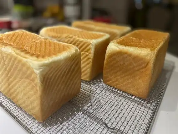 lovejia做的鲜奶牧场土司吴克己老师店铺招牌土司