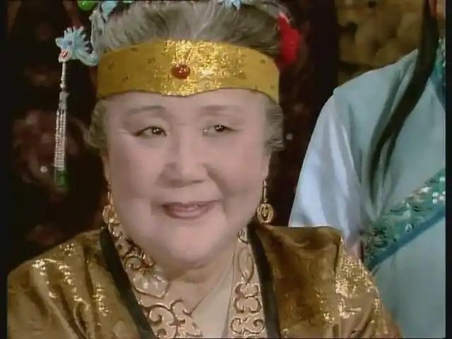 《红楼梦》中贾母为何没有在自己还健在的时候为宝黛张罗婚事?