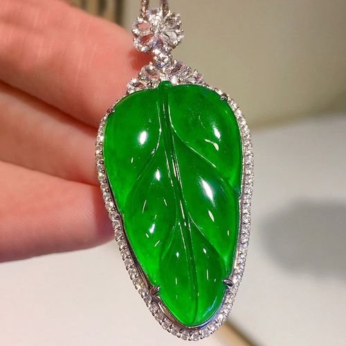 翠秦之皇冰种阳绿叶子吊坠 18k金镶嵌天然缅甸翡翠种老细腻冰透