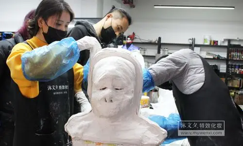 头部活体翻模解析沐文夕影视特效化妆