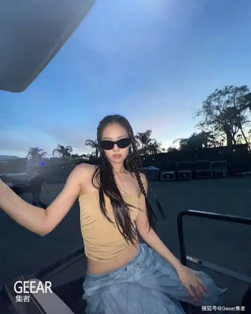 细数jennie的时髦舞台编发造型,你最喜欢哪一款!_长发_度假_艳阳