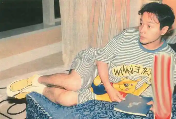 张国荣不丹修禅照片,张国荣不丹修禅照片图片