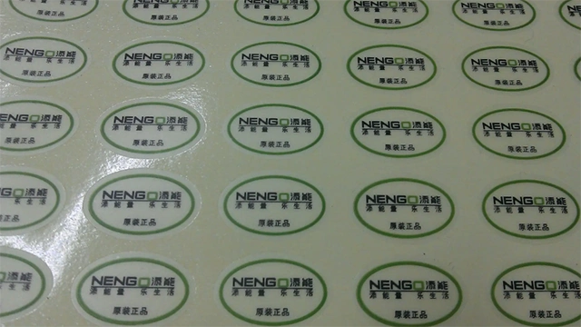 做标签厂家解析透明不干胶标签印刷制作要点