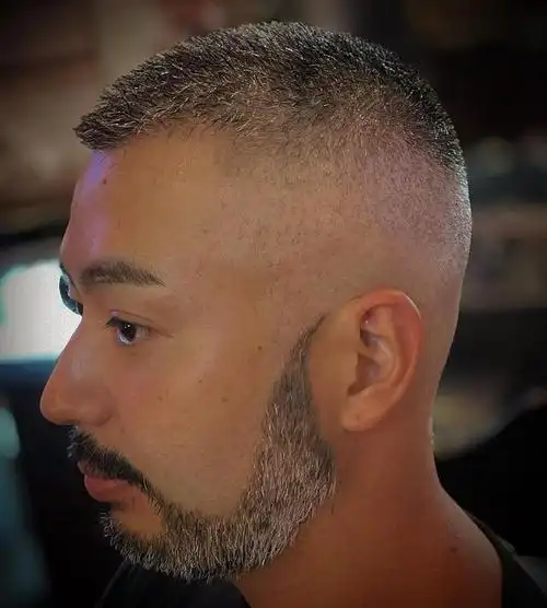 男士发型都有哪些好看的造型?