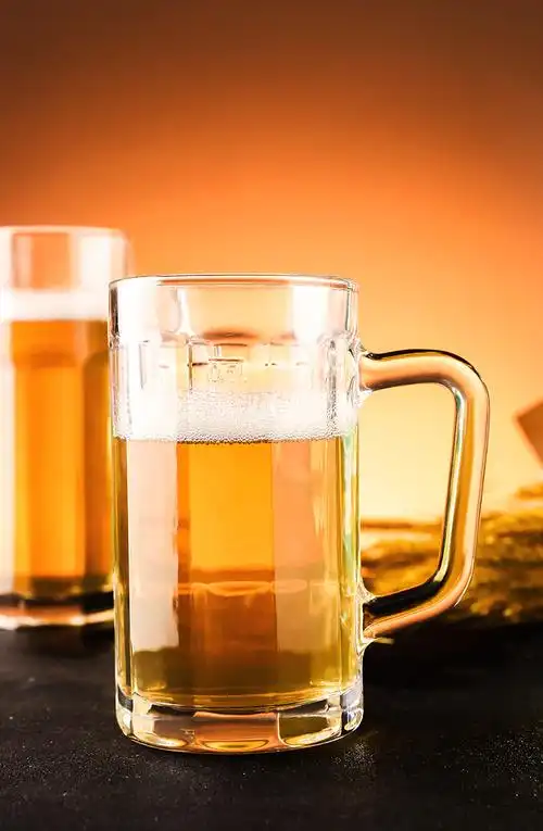 网红大容量加厚酒吧扎啤杯英雄杯带把手创意玻璃杯子商用海特杯610