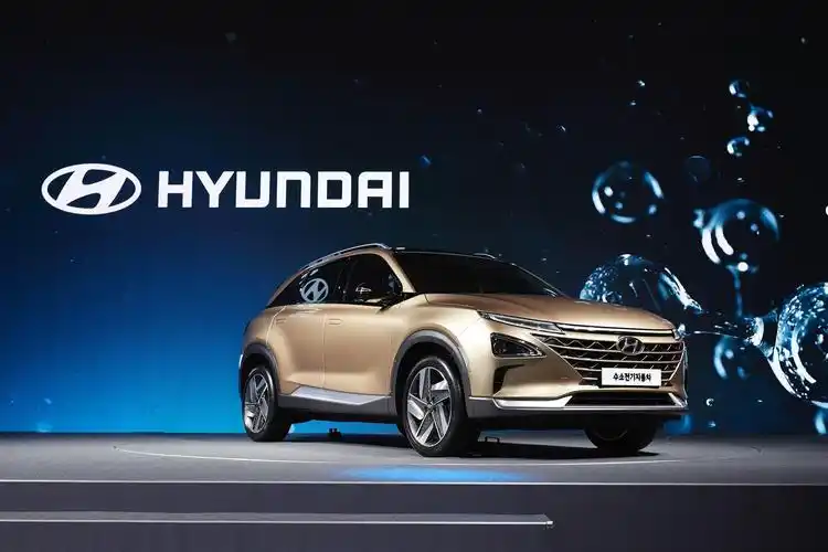 韩国现代的巅峰之作,不烧油不充电,卖15万全靠它翻身!-新浪汽车