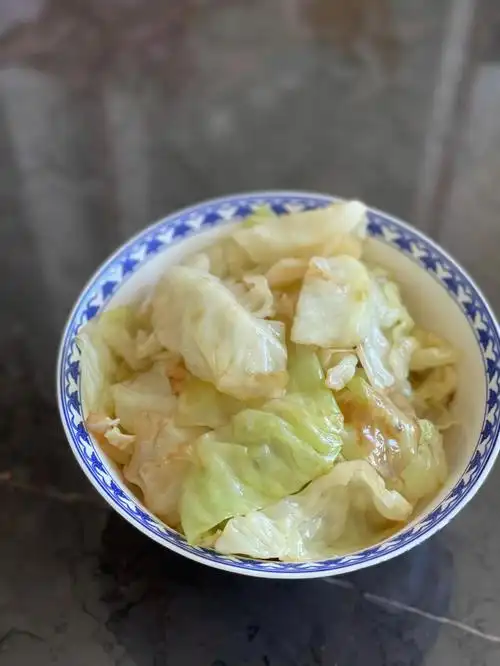 今日减脂好吃的炝莲白醋溜包菜