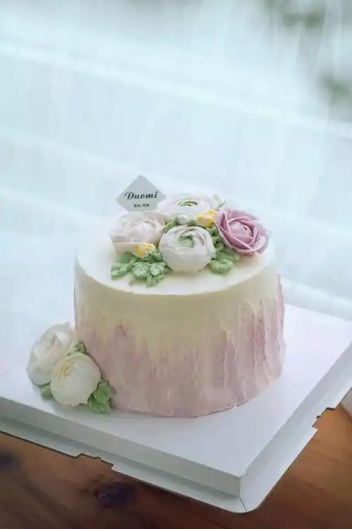 私人订制韩式裱花玫瑰6寸8寸生日蛋糕水果动物奶油温州同城配送