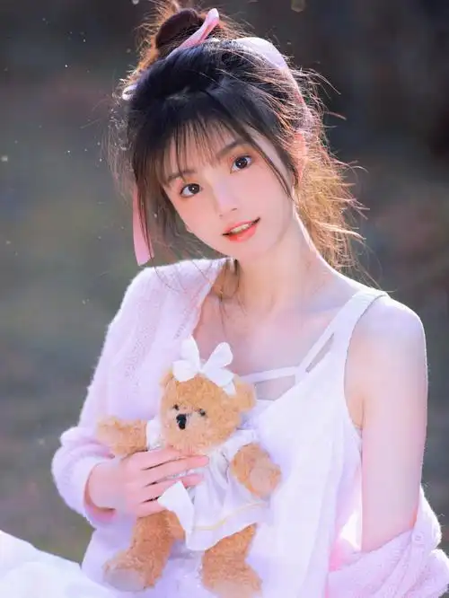 漂亮的不是我是20岁