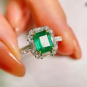 长方形祖母绿戒指天然宝石18k金镶嵌钻石女戒奢华群镶指环真钻