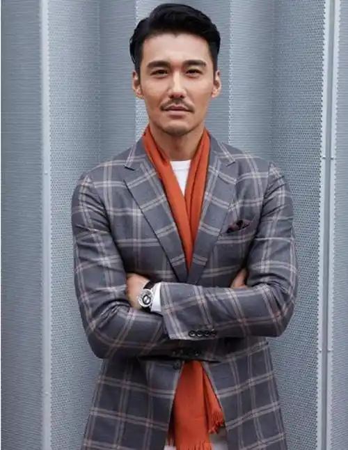 原创还记得中国第一男模吗因太帅被国外富婆看上现在怎样了