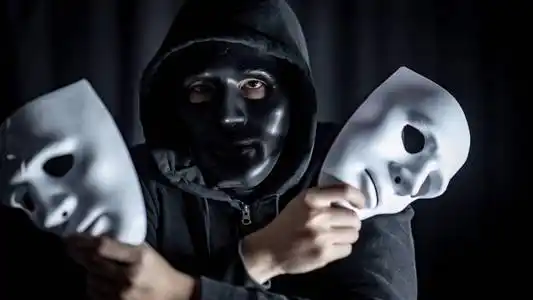 匿名社交伪装. 主要抑郁障碍或双相情感障碍. 万圣节概念照片