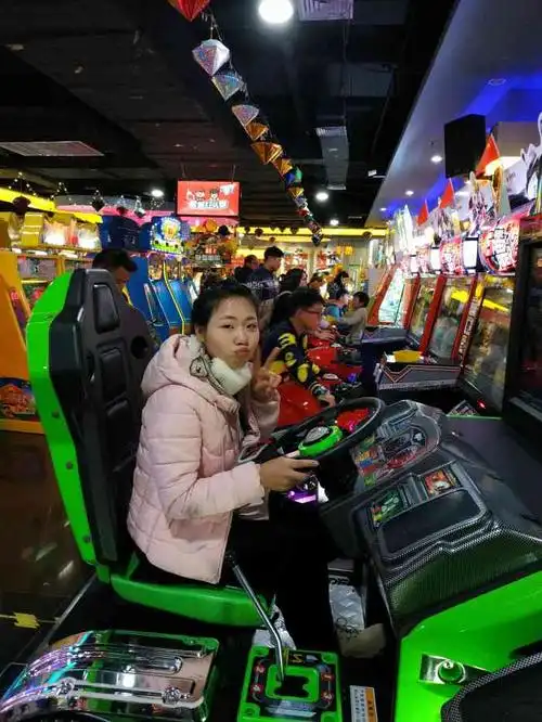 大玩家超乐场(万达广场西山店)