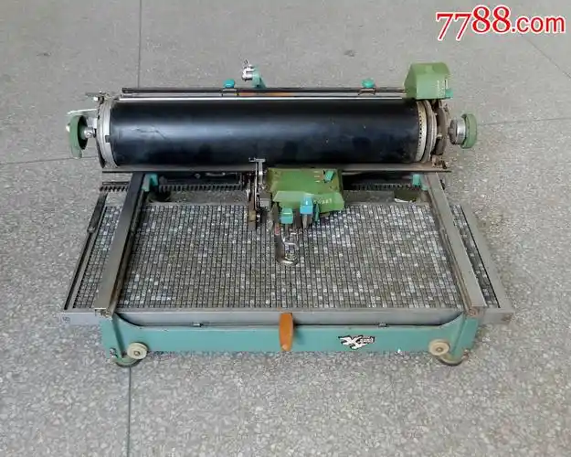 中文打字机,老机械打字机,双鸽牌三号打字机