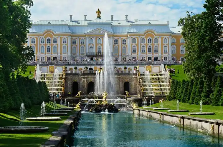 沙俄夏宫的秘密:中俄末代封建王朝的惊人相似