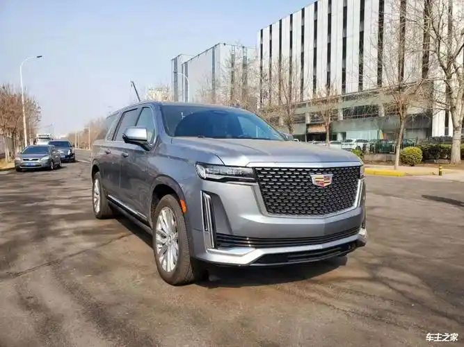 23款平行进口凯雷德实拍 全新上市颜值爆表