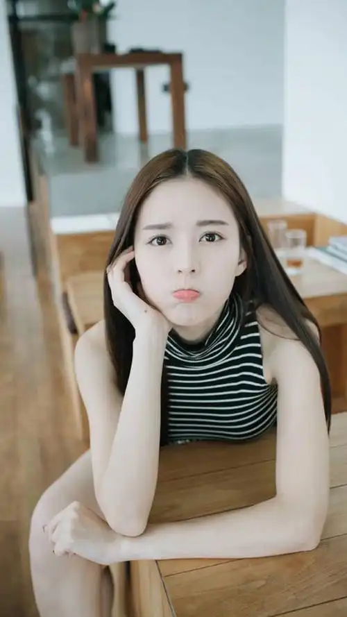 高情商的女人,一般不会做这三件事,怪不得男人离不开她