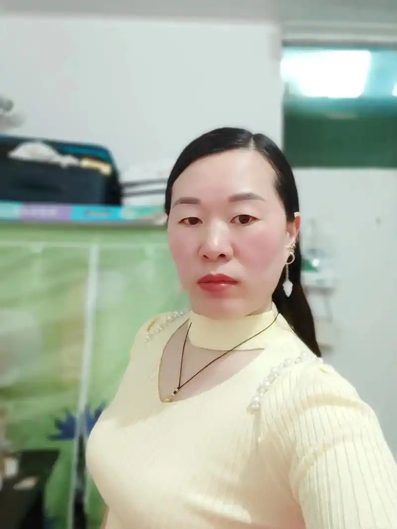 一个离婚的女人唱哭了好多人,真正爱你的人是不会让你哭的,能让 - 抖