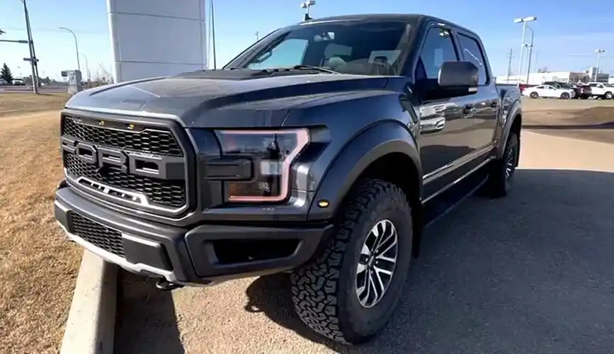 2021款福特猛禽静态体验,打开超大后尾箱那刻,才知道有多霸气